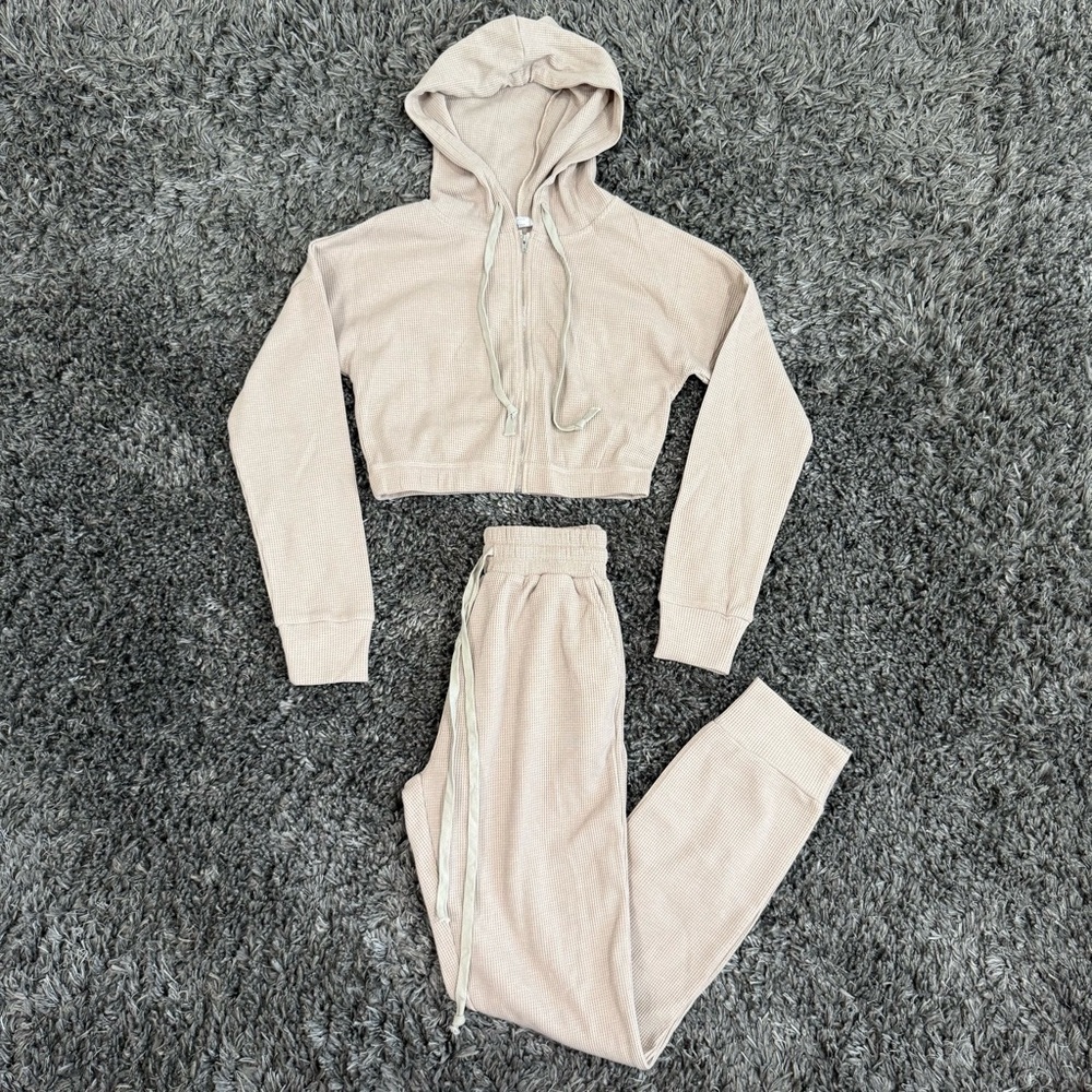 Woman’s Waffle Knit Cropped Hoodie and Jogger Set in Beige, Size S